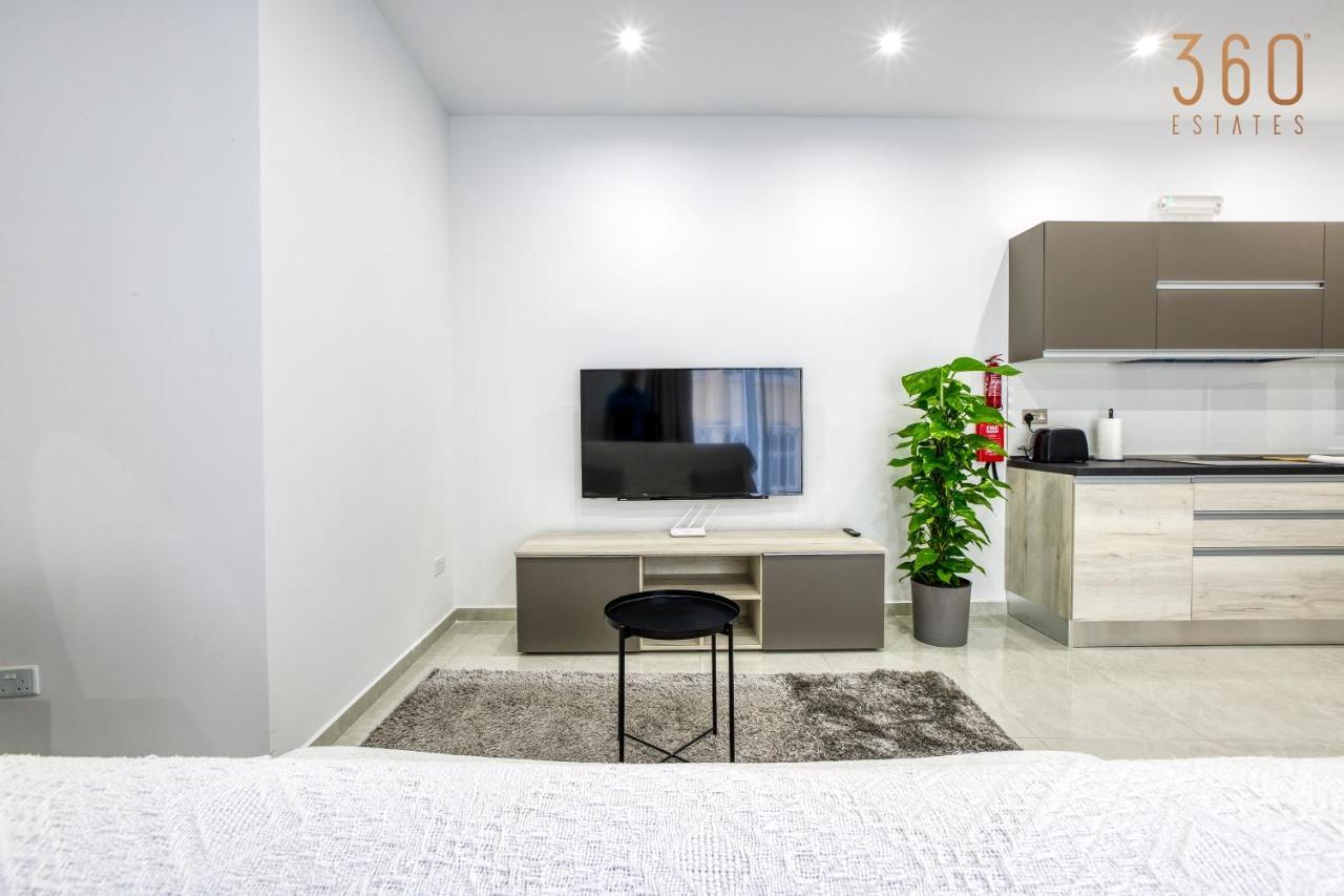 Saint Julian's A Lovely 1Br Home With Balcony Just Off The Coast By 360 Estates מראה חיצוני תמונה
