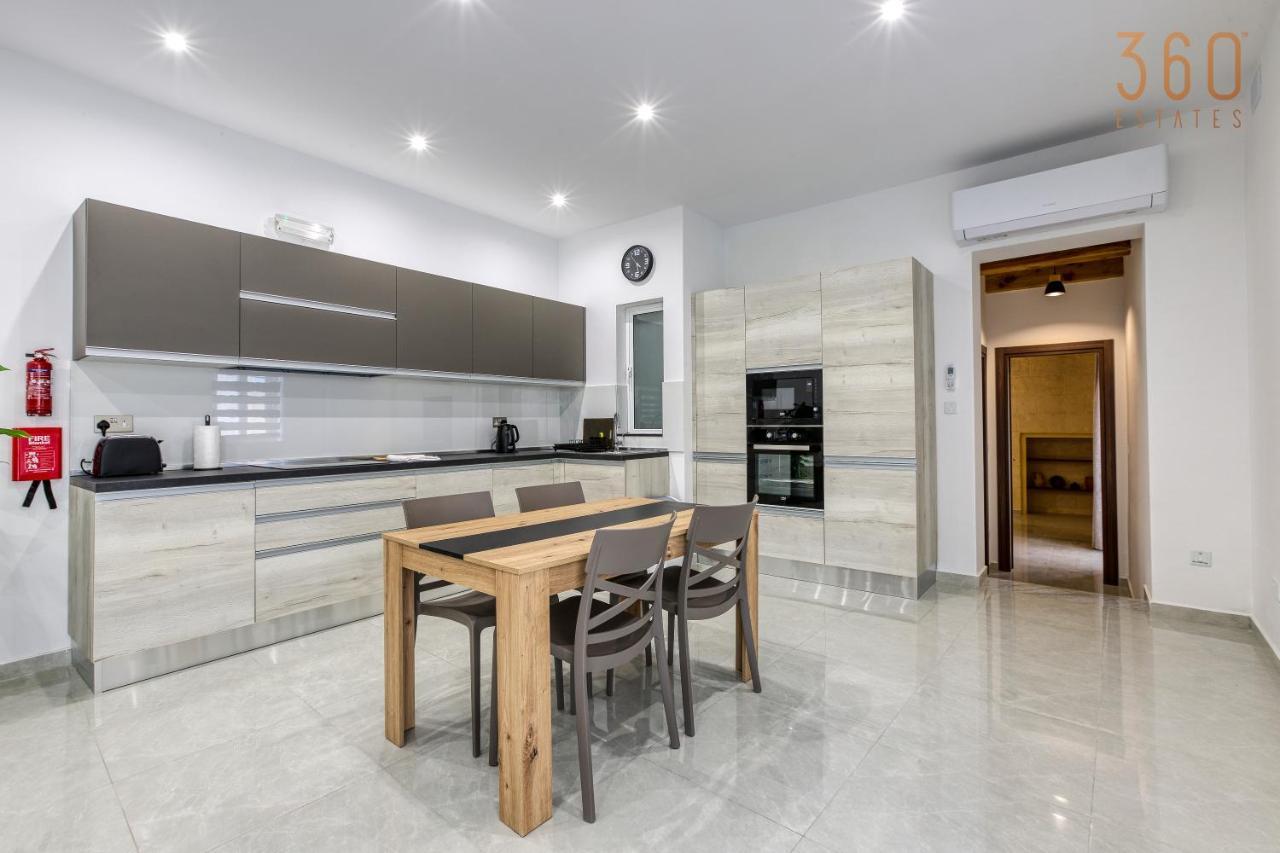 Saint Julian's A Lovely 1Br Home With Balcony Just Off The Coast By 360 Estates מראה חיצוני תמונה