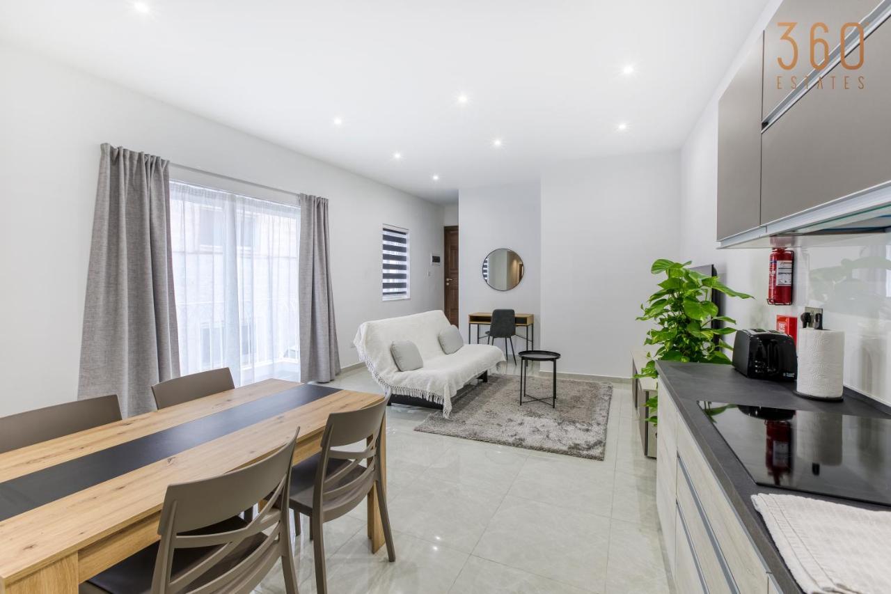 Saint Julian's A Lovely 1Br Home With Balcony Just Off The Coast By 360 Estates מראה חיצוני תמונה
